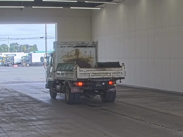 Nissan UD  с аукциона в Японии