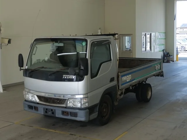 Mazda Titan 2003