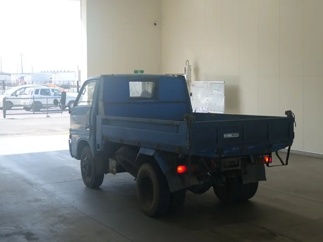 Isuzu Elf  с аукциона в Японии