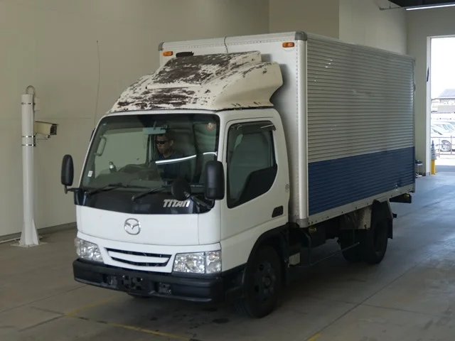 Mazda Titan 2003