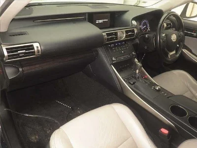 LEXUS IS