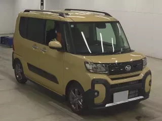 DAIHATSU TANTO FUN CROSS