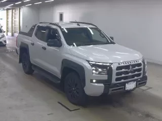 MITSUBISHI TRITON