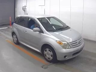 TOYOTA IST