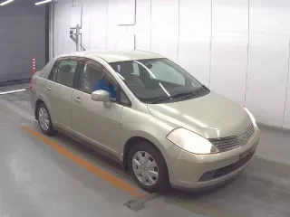 NISSAN TIIDA LATIO