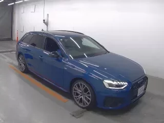 AUDI A4 AVANTE