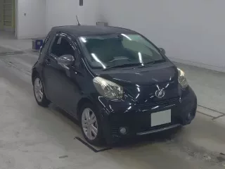 TOYOTA IQ
