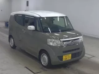 HONDA N BOX SLASH