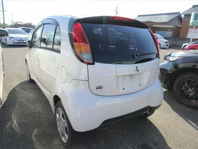 MITSUBISHI I