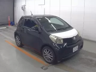 TOYOTA IQ