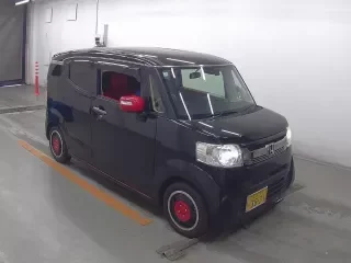 HONDA N BOX SLASH