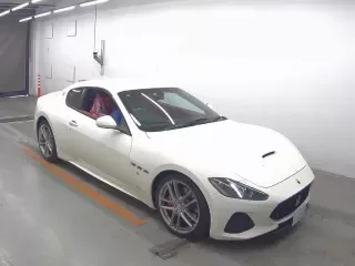 MASERATI GRANTURISMO