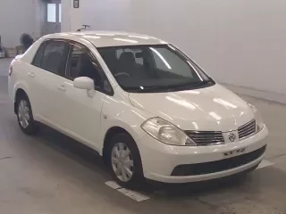 NISSAN TIIDA LATIO