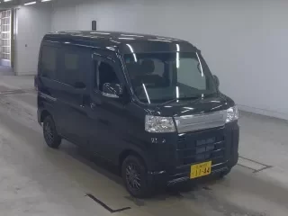 TOYOTA PIXIS VAN