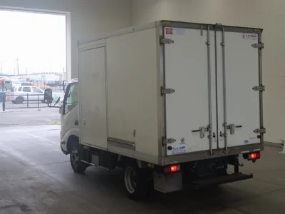 TOYOTA DYNA