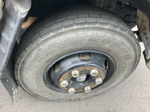 Isuzu Elf  с аукциона в Японии