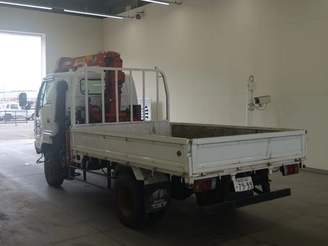 Isuzu Elf  с аукциона в Японии