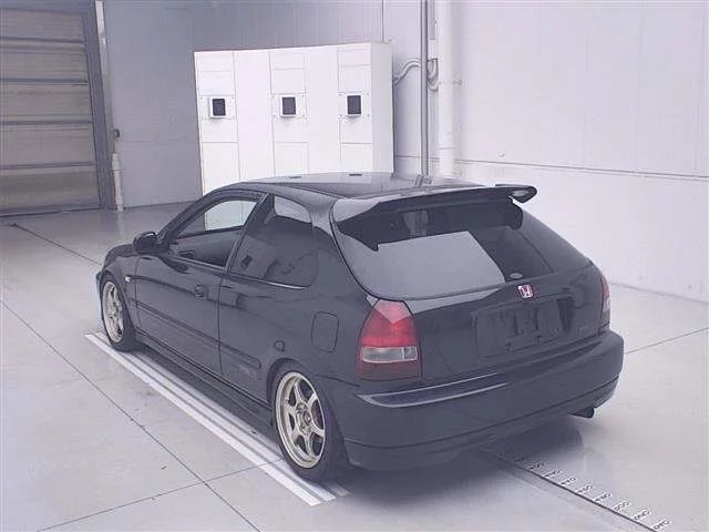 Honda Civic  с аукциона в Японии