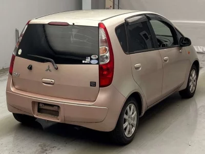 MITSUBISHI COLT