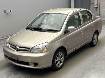TOYOTA PLATZ