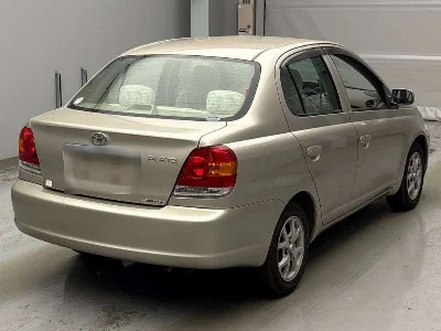 TOYOTA PLATZ