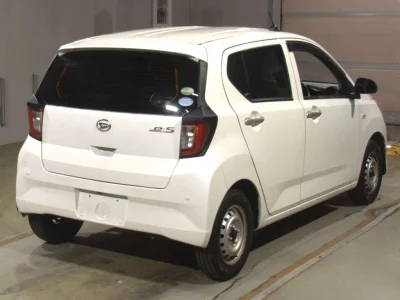 DAIHATSU MIRA E S 2