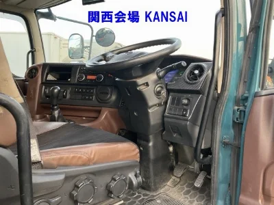 HINO PROFIA 4