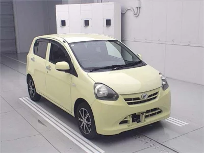 DAIHATSU MIRA E S 1
