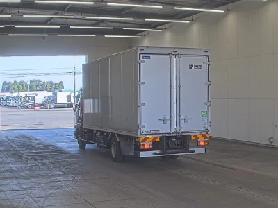 MITSUBISHI FUSO FIGHTER