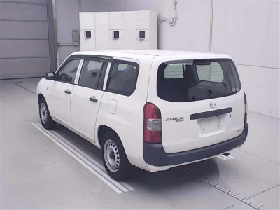 MAZDA FAMILIA