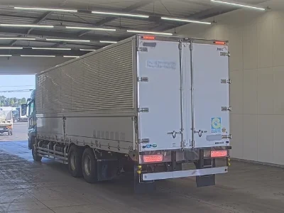 MITSUBISHI FUSO SUPER GREAT