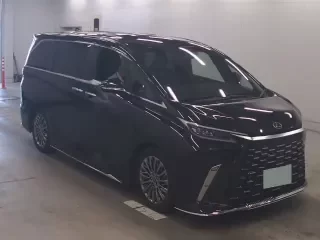 LEXUS LM