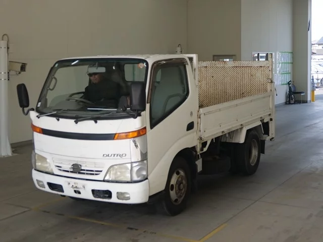 Hino Dutro  с аукциона в Японии