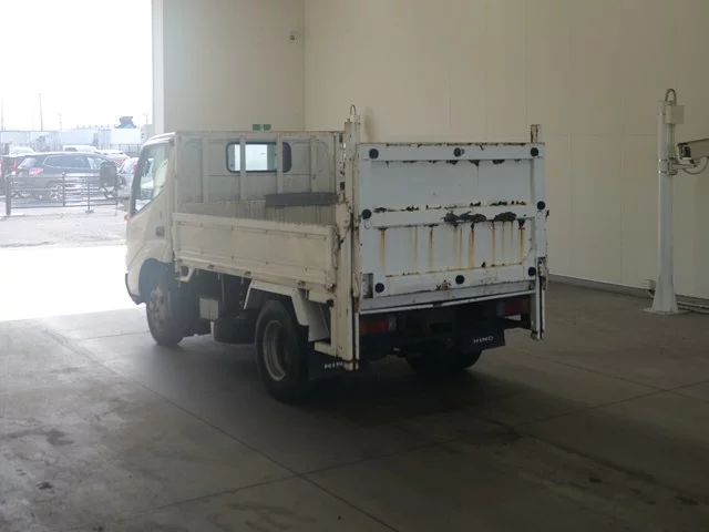 Hino Dutro  с аукциона в Японии