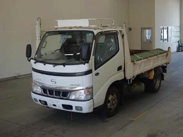 Hino Dutro  с аукциона в Японии
