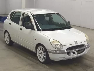 DAIHATSU STORIA