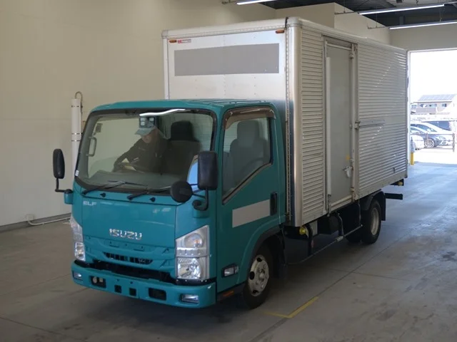 Isuzu Elf 2000