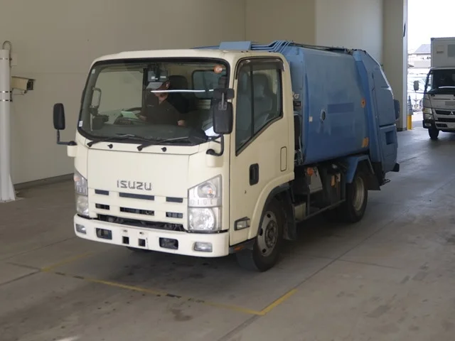 Isuzu Elf 2000