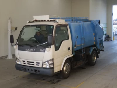 Isuzu Elf