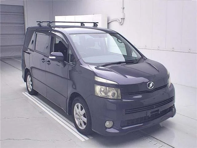 Toyota Voxy 2007