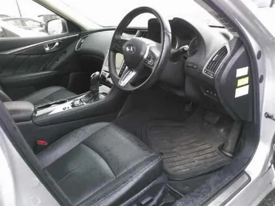 NISSAN SKYLINE