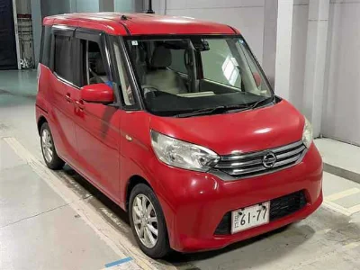 NISSAN DAYZ ROOX