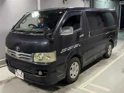 TOYOTA REGIUS VAN