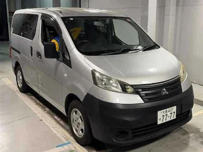 MITSUBISHI DELICA
