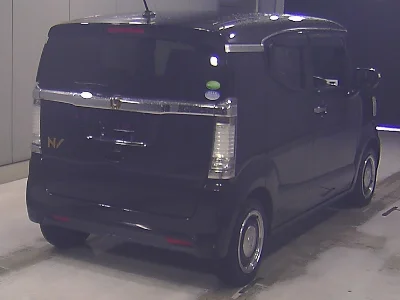 HONDA N BOX SLASH