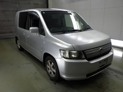 HONDA MOBILIO SPIKE