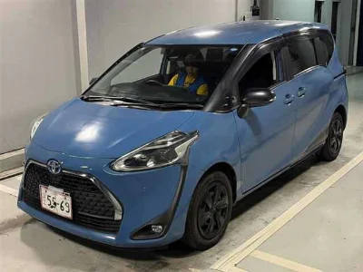 Toyota Sienta
