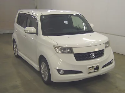 TOYOTA BB