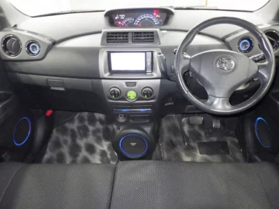 TOYOTA BB