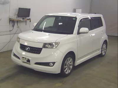 TOYOTA BB